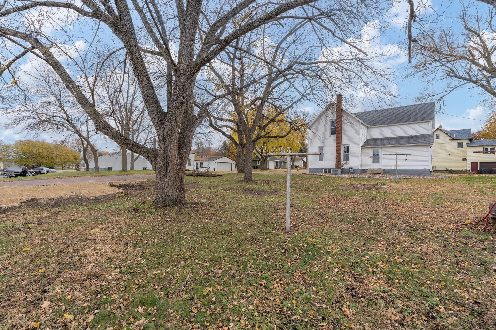 606 Smith Street Northeast Mapleton, MN 56065 - Photo 32 of 40