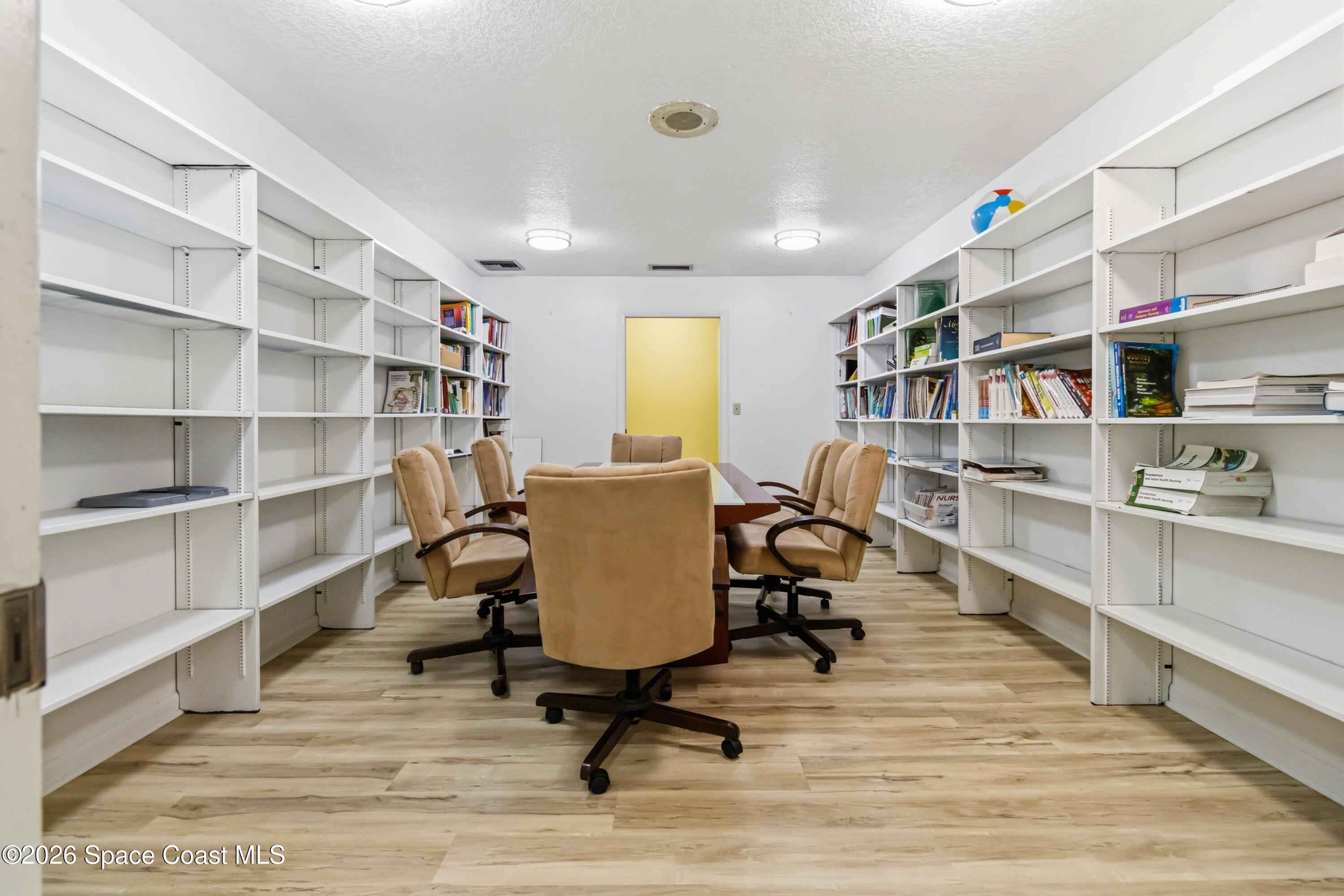 111 Scott Street Melbourne, FL 32901 - Photo 7 of 35 First floor conference room