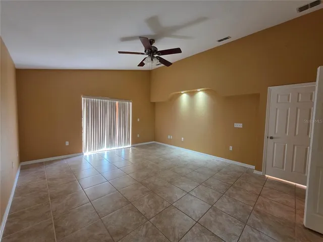 $2,100 | 4532 Great Blue Heron Drive, Lakeland, FL 33812