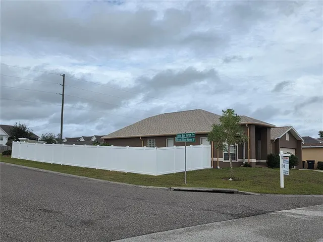 $2,100 | 4532 Great Blue Heron Drive, Lakeland, FL 33812
