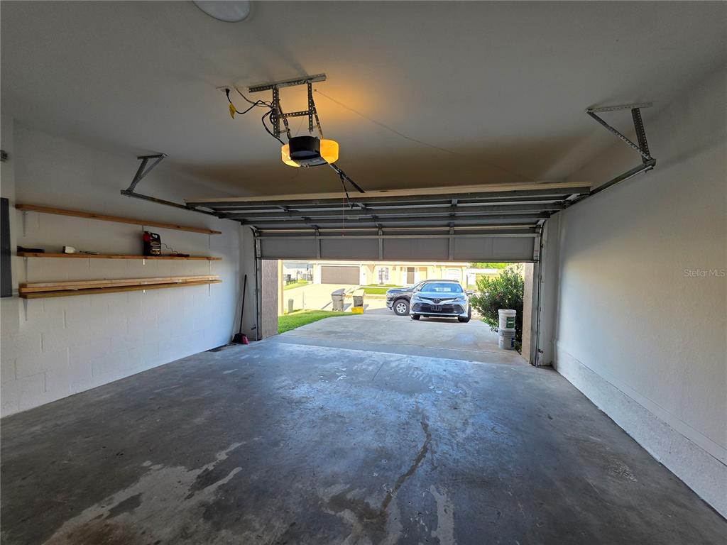 4532 Great Blue Heron Drive Lakeland, FL 33812 - Photo 33 of 33 a view of a garage