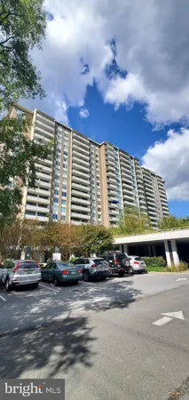 $199,000 | 5101 River Road, Unit 907, Bethesda, MD 20816