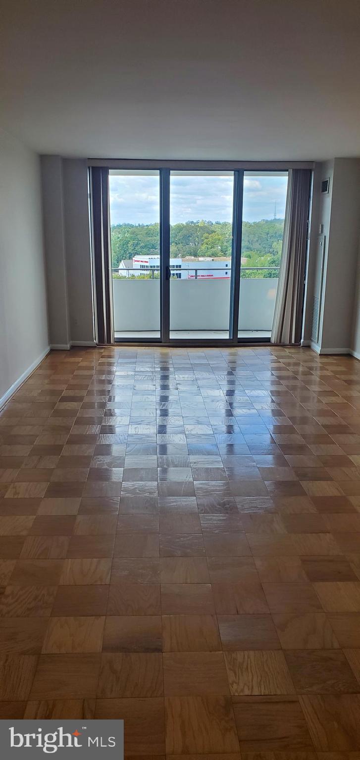 5101 River Road, Unit 907 Bethesda, MD 20816 - Photo 2 of 26 Spacious LR with parquet wood floors!
