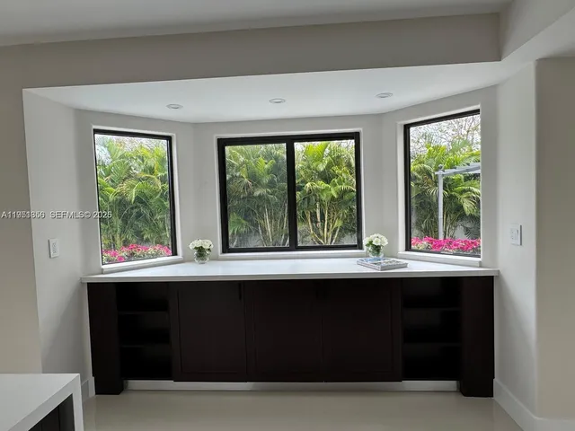 $7,500 | 20160 Northwest 9th Drive, Pembroke Pines, FL 33029