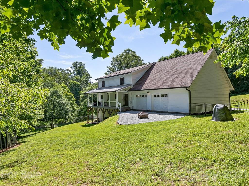 22 Shuler Road Candler, NC 28715 - Photo 33 of 38 Gallery Image 33