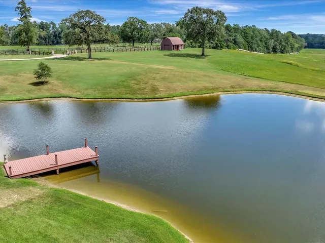 $3,490,000 | 1811 Caspers Cv Road, Lufkin, TX 75904
