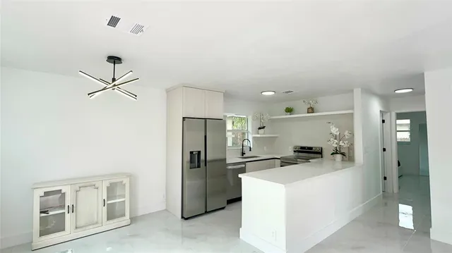 $2,495 | 2508 McKinley Street, Hollywood, FL 33020