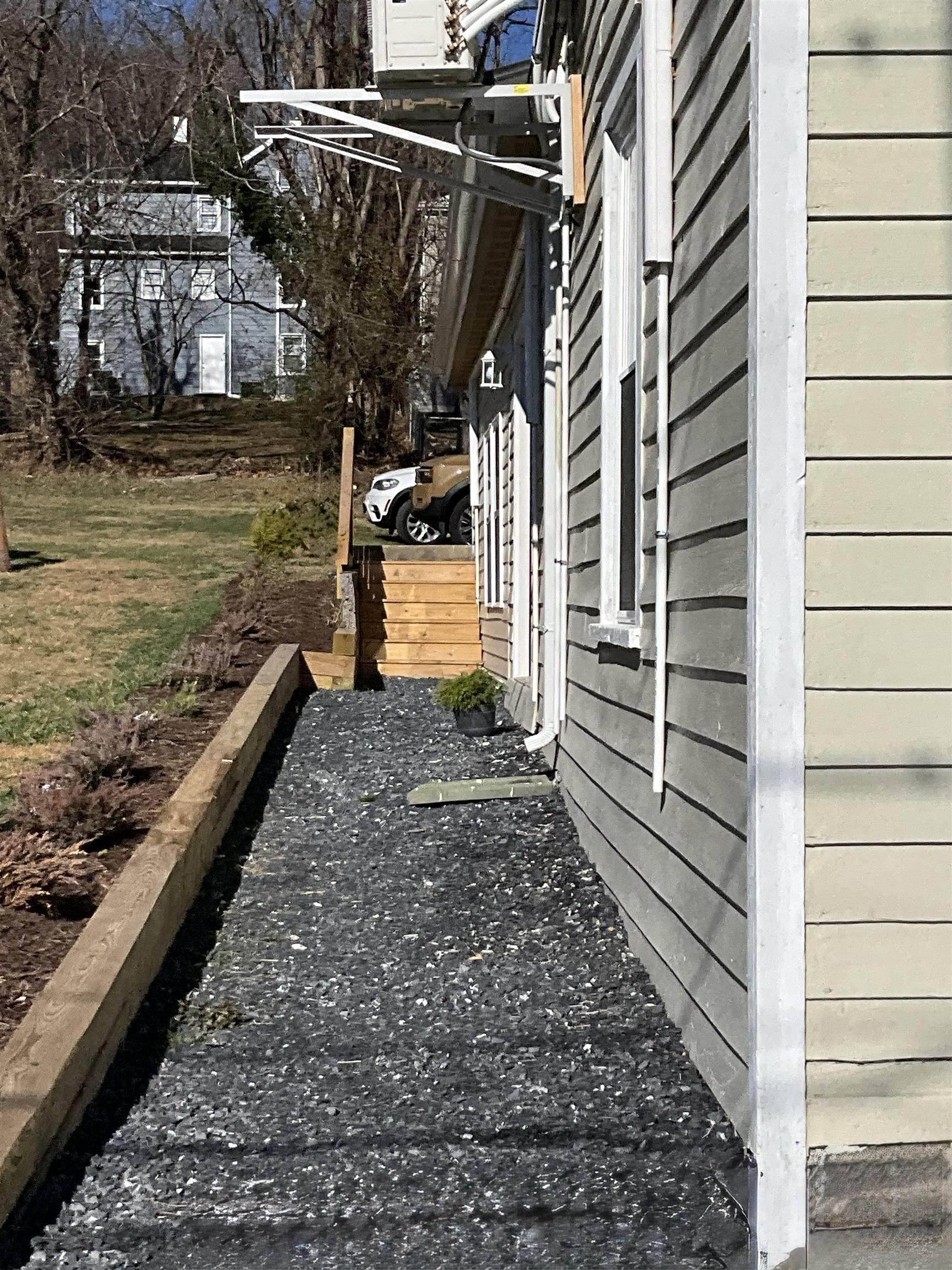 919 Stuart Street Staunton, VA 24401 - Photo 5 of 27