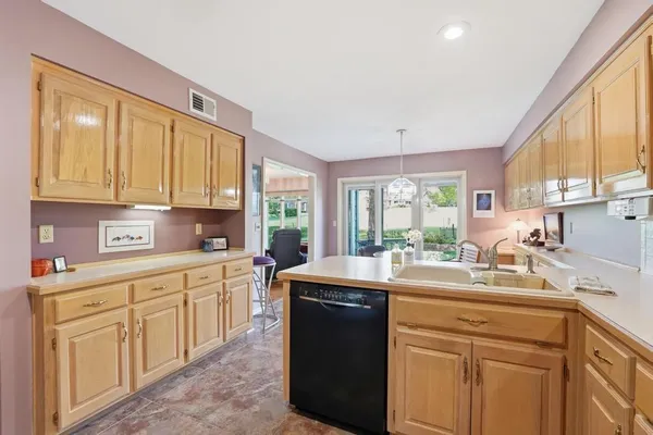 $325,000 | 12708 Baltimore Court, Kansas City, MO 64145