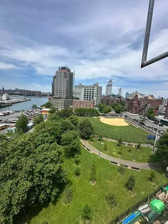 $1,250,000 | 570 Wythe Avenue, Unit 6A | Williamsburg