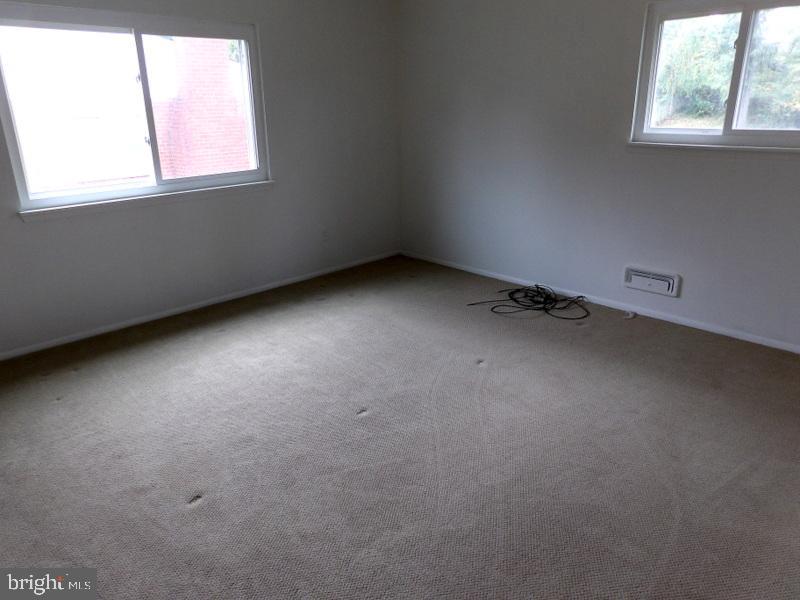 1004 Smoke Tree Road Baltimore, MD 21208 - Photo 17 of 35 Primary Bedroom