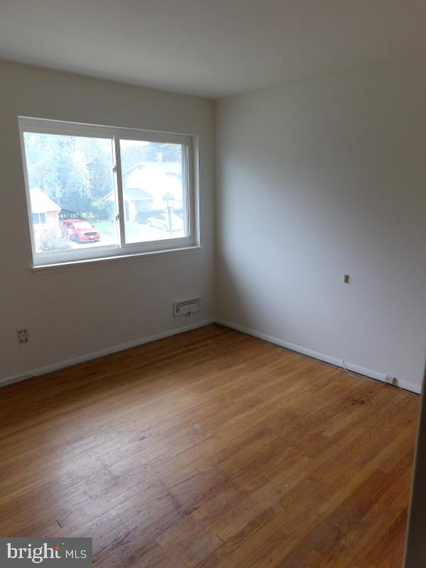 1004 Smoke Tree Road Baltimore, MD 21208 - Photo 21 of 35 Bedroom #2