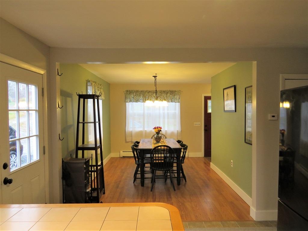 364 Belgrade Road Oakland, ME 04963 - Photo 10 of 30 Dining Room