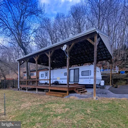 $225,000 | 77 Park Boulevard, Falling Waters, WV 25419
