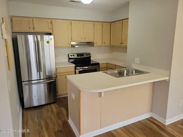 $1,200 | 2904 Mulberry Lane, Unit F, Greenville, NC 27858