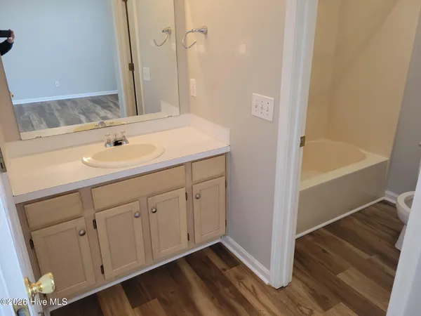 $1,200 | 2904 Mulberry Lane, Unit F, Greenville, NC 27858