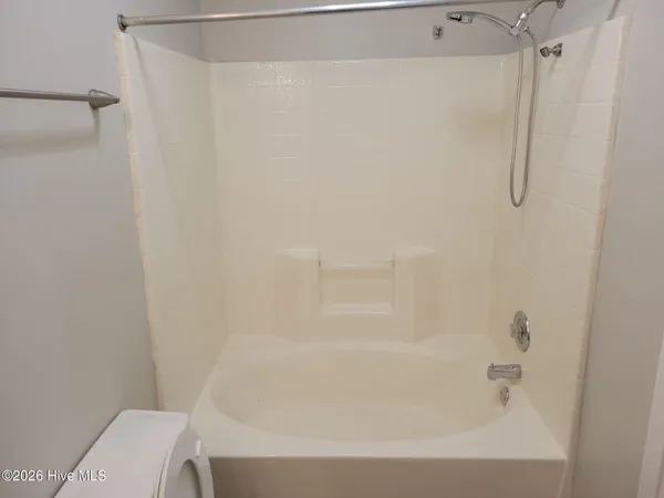 $1,200 | 2904 Mulberry Lane, Unit F, Greenville, NC 27858