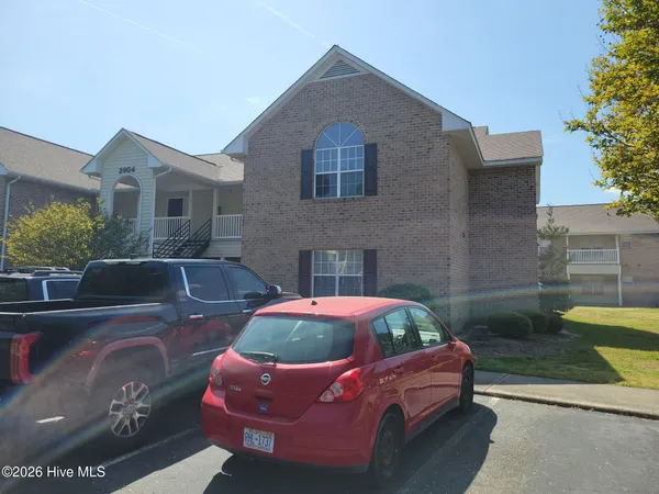 $1,200 | 2904 Mulberry Lane, Unit F, Greenville, NC 27858