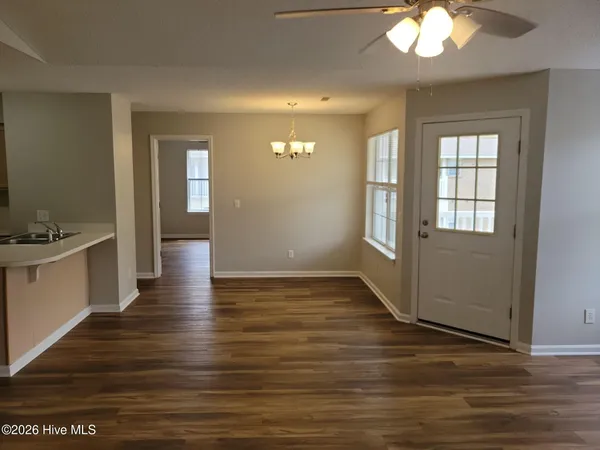 $1,200 | 2904 Mulberry Lane, Unit F, Greenville, NC 27858