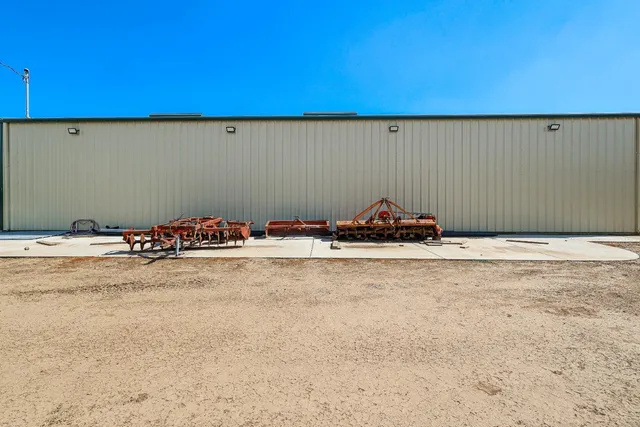 $1,250,000 | 10391 Gillette Road, Le Grand, CA 95333