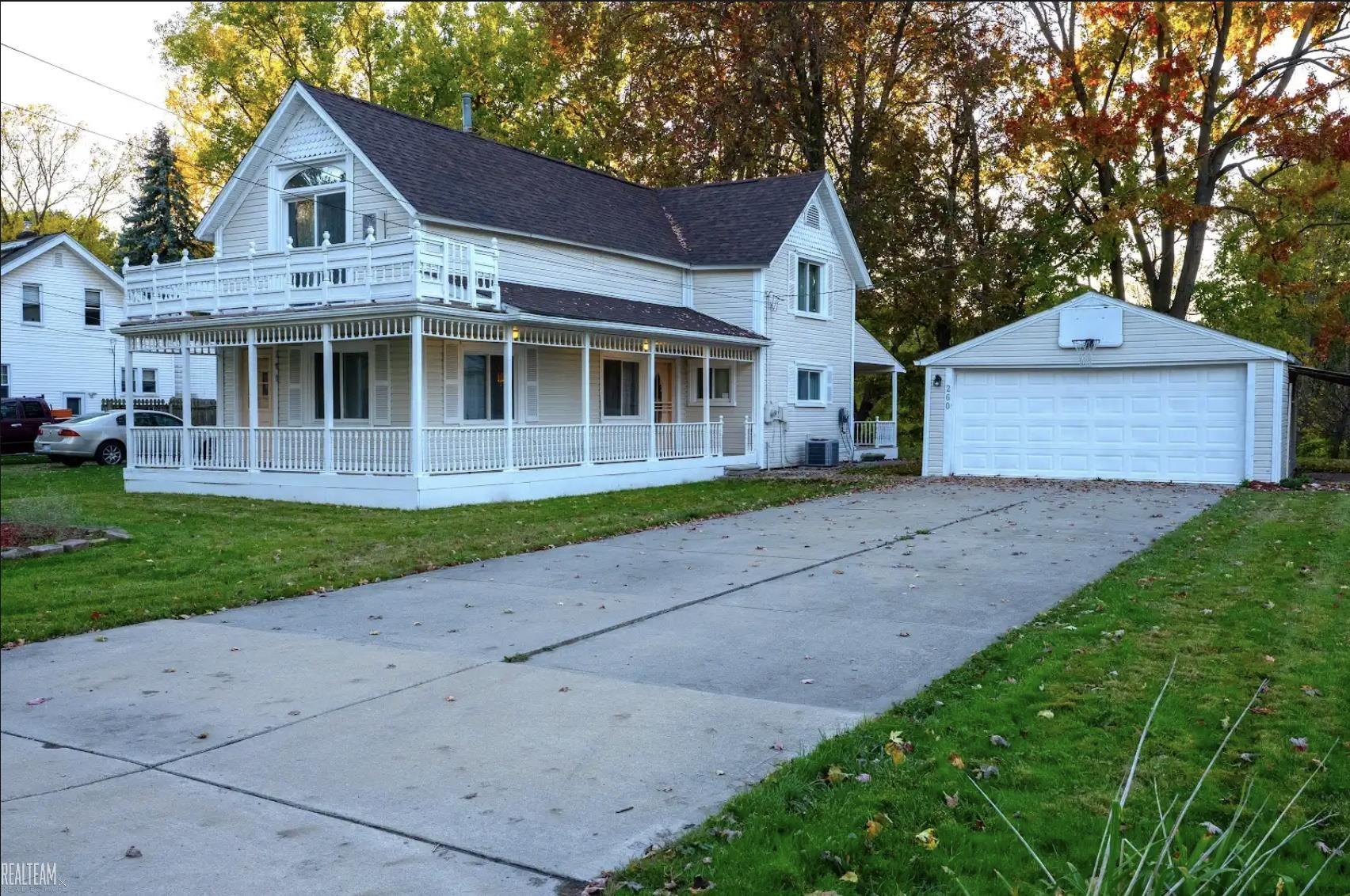 260 Riverside Drive Mount Clemens, MI 48043 - Photo 1 of 27 Gallery Image 1