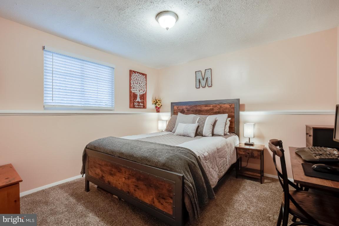 8280 Wold Den Court Springfield, VA 22153 - Photo 15 of 38