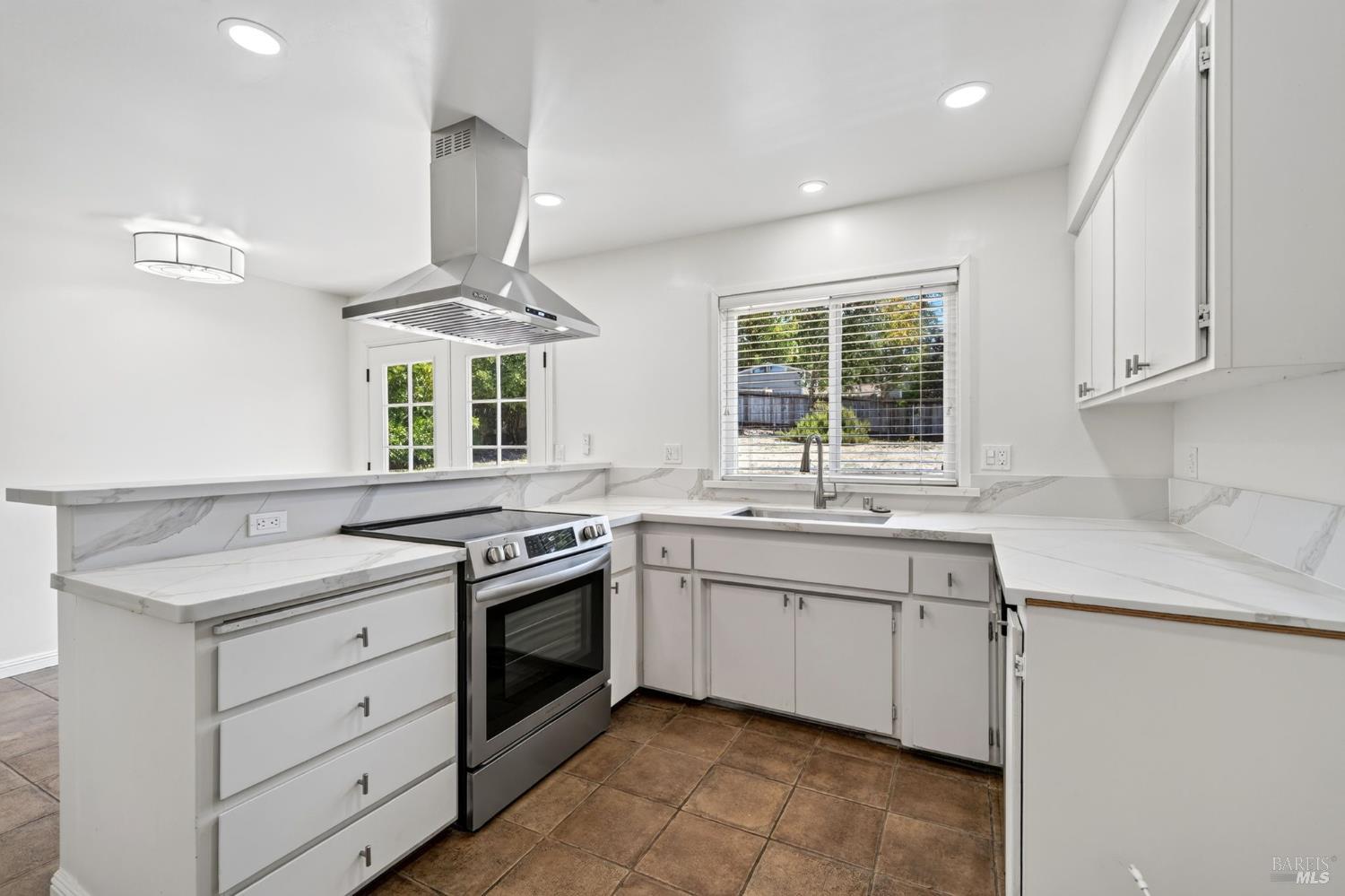 225 Spring Street Napa, CA 94559 - Photo 14 of 36 Gallery Image 14