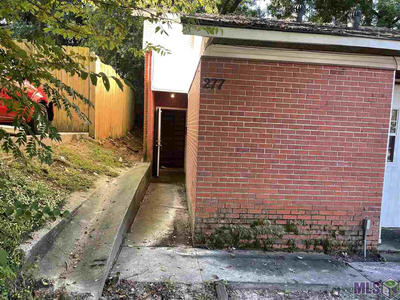 283 Chatsworth Street Baton Rouge, LA 70802 - Photo 3 of 9