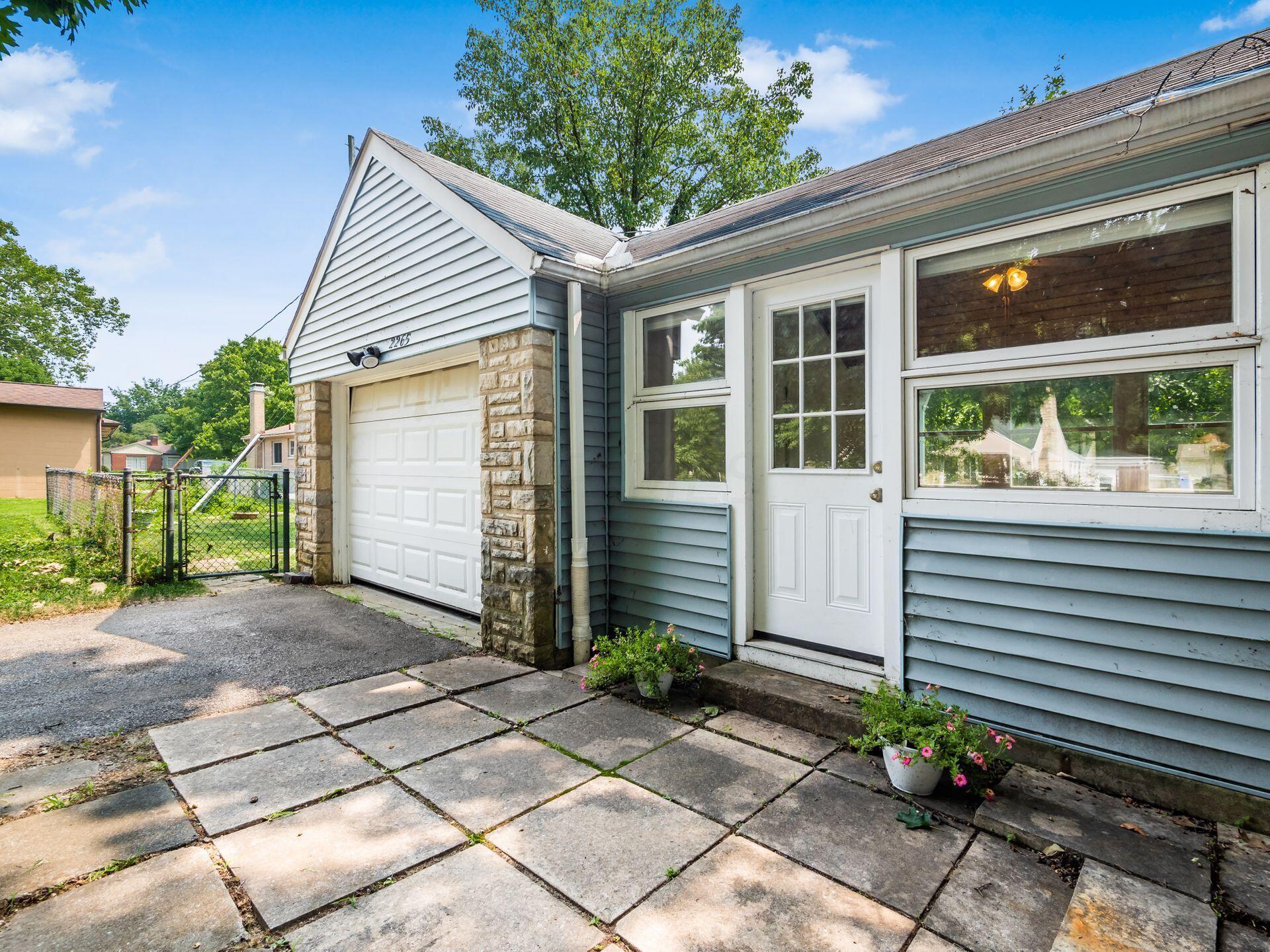 2265 Wickliffe Road Columbus, OH 43221 - Photo 6 of 53 Exterior Front