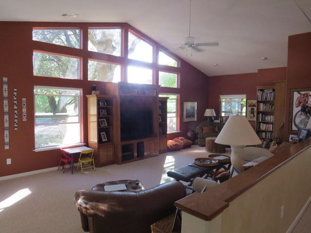 17410 Bowman Road Cottonwood, CA 96022 - Photo 3 of 24 a living room with furniture and a window