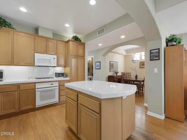 $850,000 | 7101 Oso Avenue, Unit 16, Winnetka, CA 91306