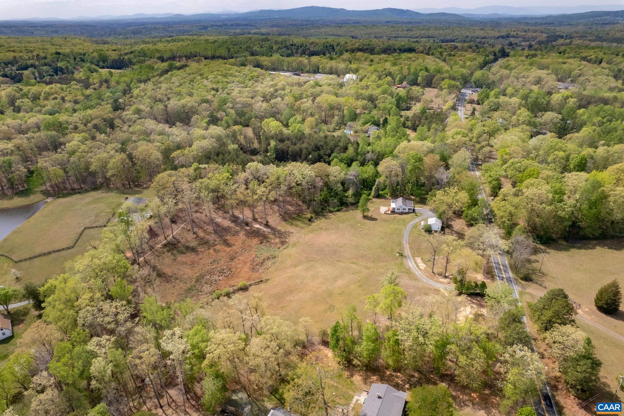 4973 Richmond Road Keswick, VA 22947 - Photo 4 of 55
