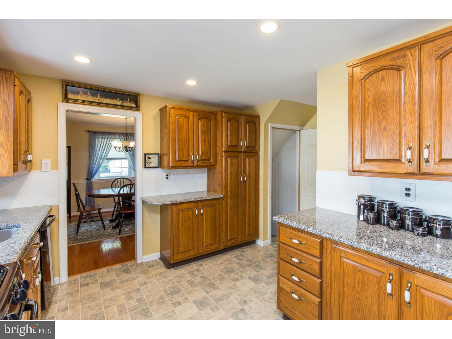 44 Sycamore Road Havertown, PA 19083 - Photo 11 of 25 Kitchen