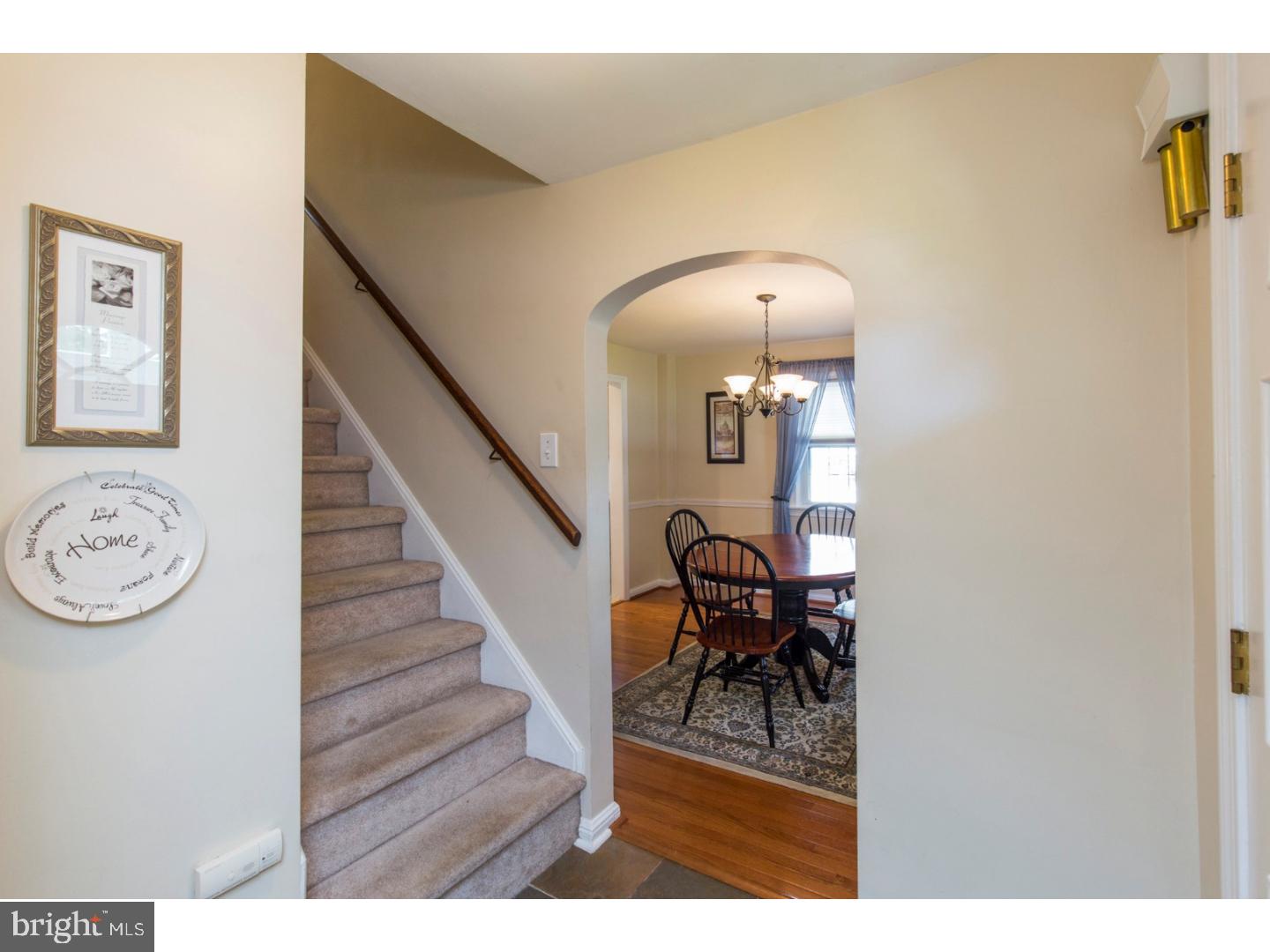 44 Sycamore Road Havertown, PA 19083 - Photo 3 of 25 Foyer