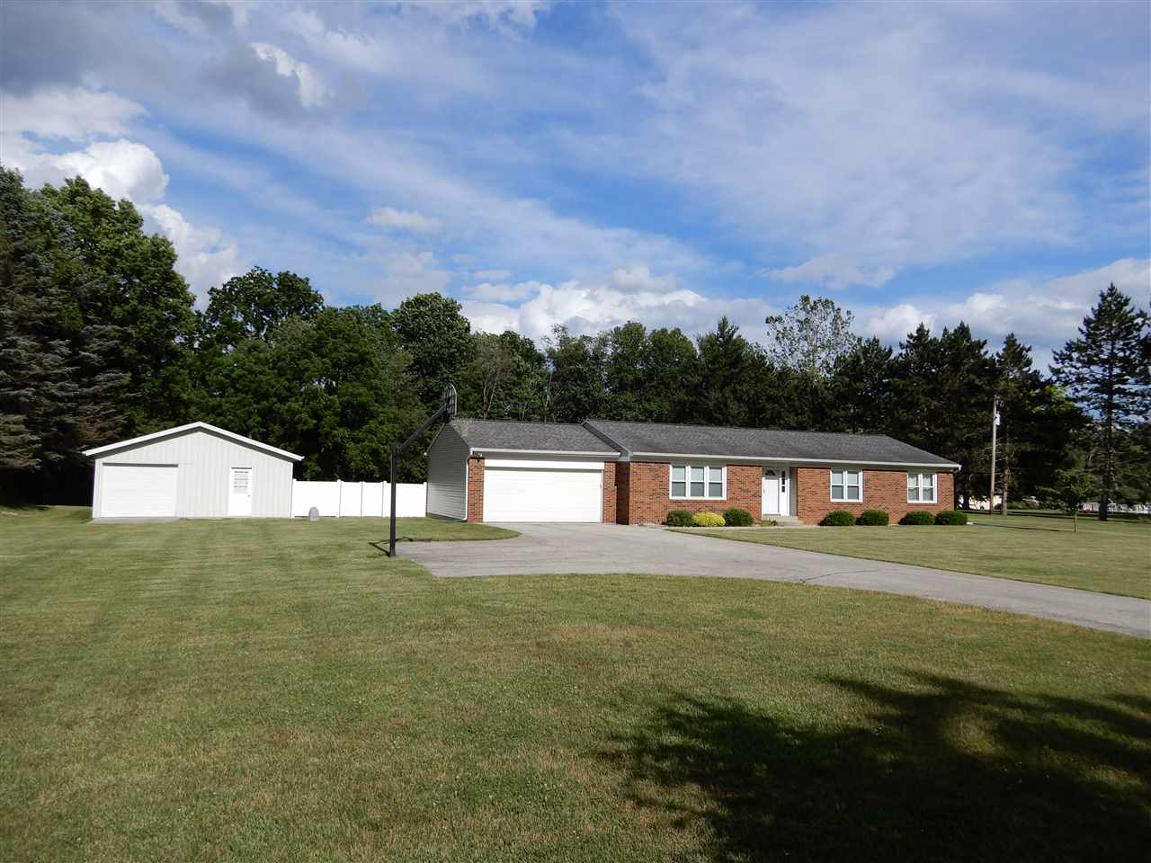 64788 Oak Road South Bend, IN 46614 - Photo 1 of 34 Gallery Image 1