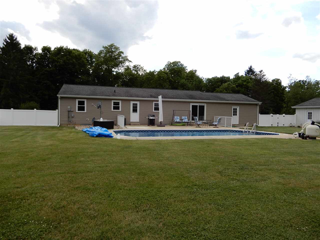64788 Oak Road South Bend, IN 46614 - Photo 33 of 34 Gallery Image 33
