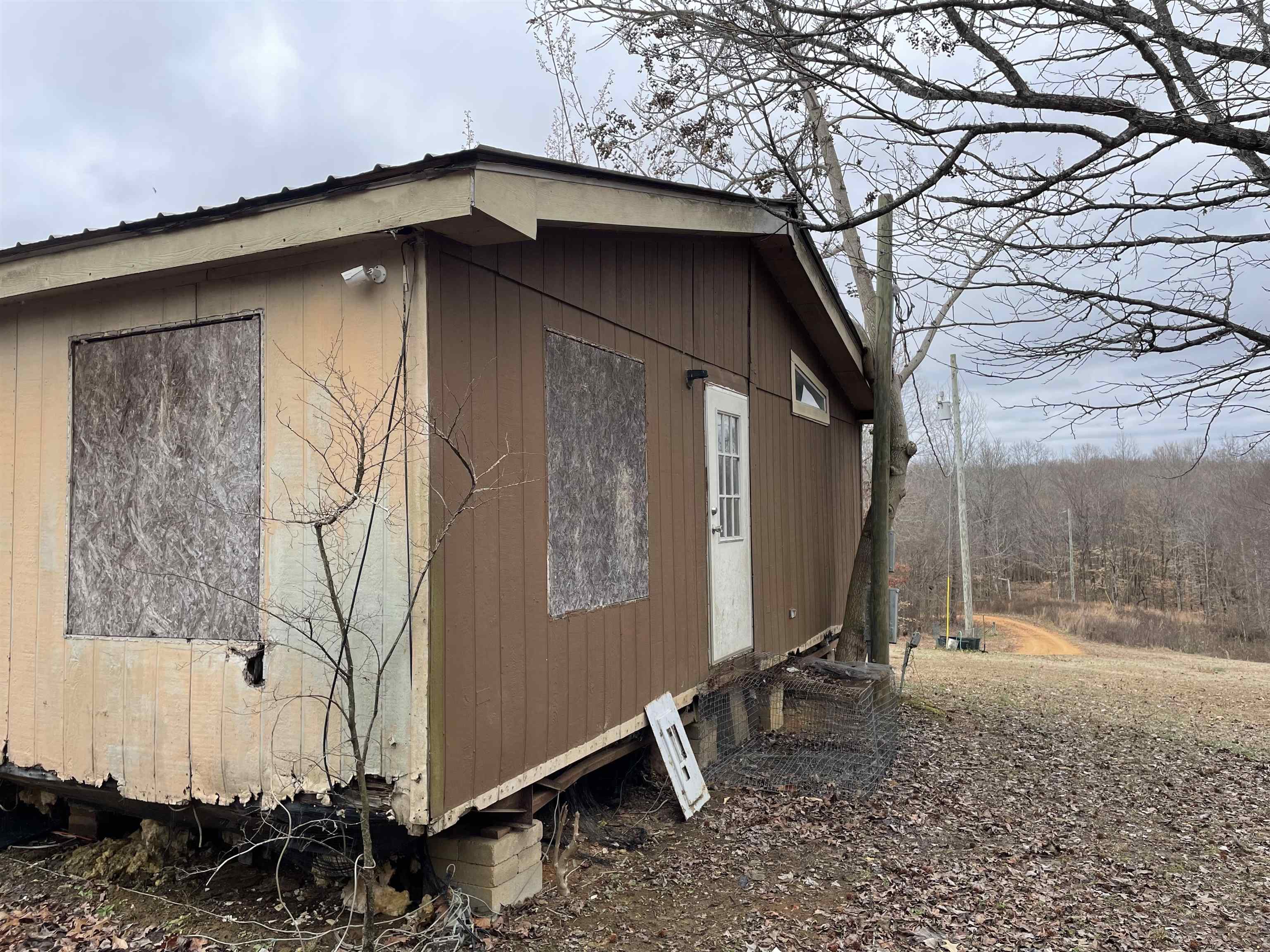 580 Gidget Road Morris Chapel, TN 38361 - Photo 12 of 29 View of side of property