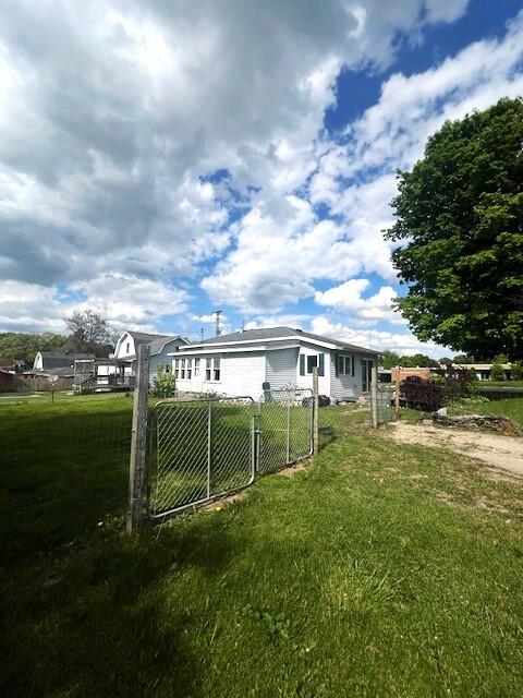 324 4th Street Blanchard, MI 49310 - Photo 26 of 27 IMG_8709