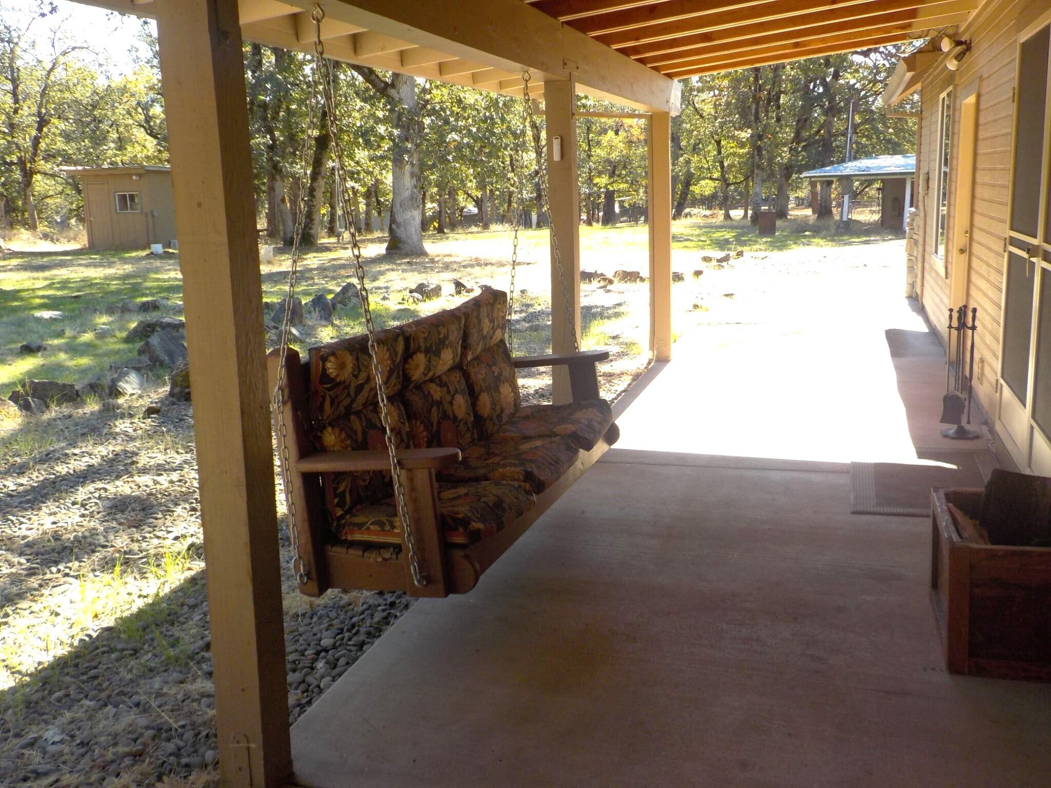 355 Bond Road Shady Cove, OR 97539 - Photo 5 of 29 Porch swing