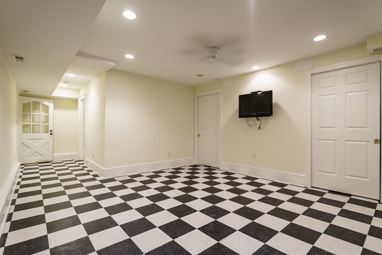 903 Wakestone Court Raleigh, NC 27609 - Photo 29 of 40 Photo 29