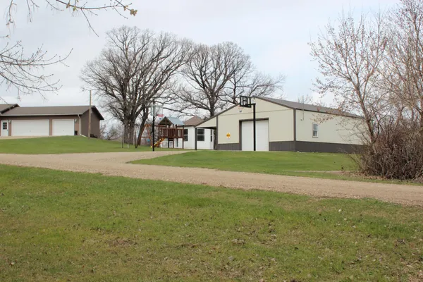 $569,900 | 359 156th Avenue Northeast, Mayville, ND 58257