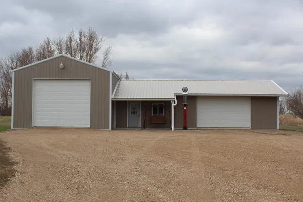 $569,900 | 359 156th Avenue Northeast, Mayville, ND 58257