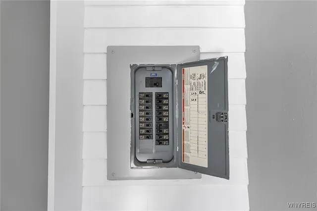 $139,000 | 28 Pooley Place, Buffalo, NY 14213