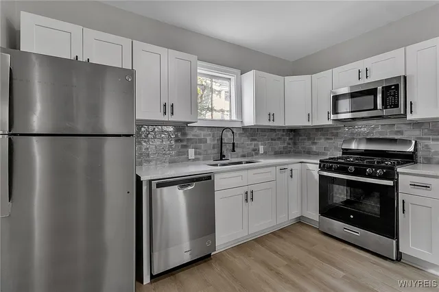 $139,000 | 28 Pooley Place, Buffalo, NY 14213