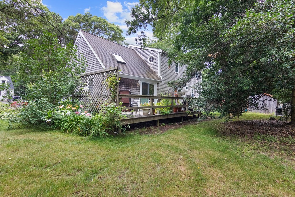 8 Raspberry Lane Barnstable, MA 02648 - Photo 6 of 26 Gallery Image 6