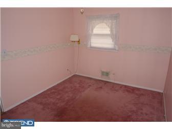 20 Cumberland Road Hamilton, NJ 08690 - Photo 11 of 12 Bedroom 2