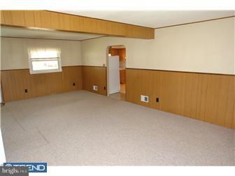20 Cumberland Road Hamilton, NJ 08690 - Photo 4 of 12 Living Room