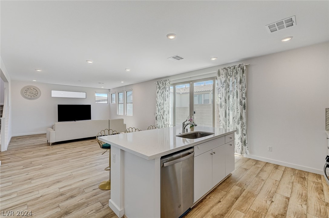 705 Everett Ridge Avenue North Las Vegas, NV 89084 - Photo 19 of 57