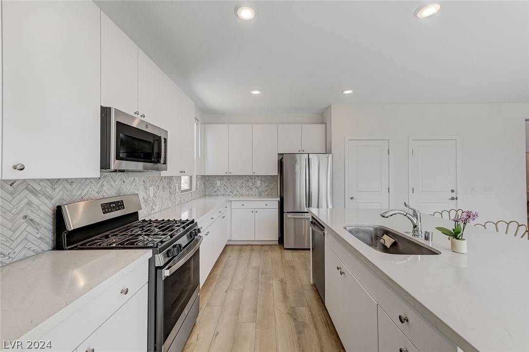 705 Everett Ridge Avenue North Las Vegas, NV 89084 - Photo 20 of 57