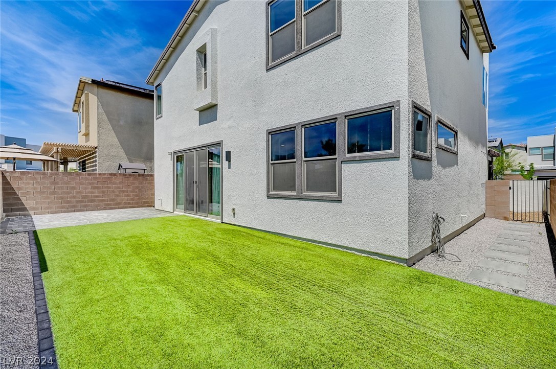 705 Everett Ridge Avenue North Las Vegas, NV 89084 - Photo 32 of 57